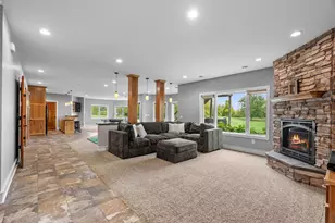 596 Hahn Dr, Shakopee, MN 55379 - Photo 61