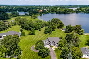 596 Hahn Dr, Shakopee, MN 55379 - Photo 97