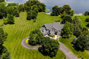 596 Hahn Dr, Shakopee, MN 55379 - Photo 95