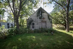 617 Central Dr E, Braham, MN 55006 - Photo 15