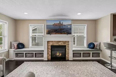 611 Whitall Street, Saint Paul, MN 55130 - Photo 5