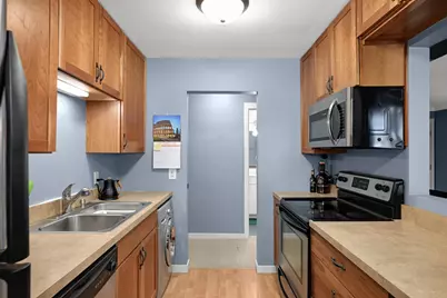 240 Wentworth Avenue W #302, West Saint Paul, MN 55118 - Photo 9