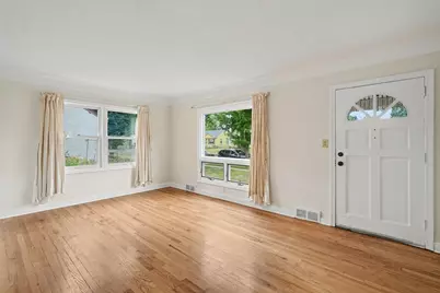 1708 Nevada Avenue E, Saint Paul, MN 55106 - Photo 3