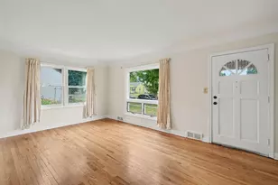 1708 Nevada Ave E, Saint Paul, MN 55106 - Photo 3