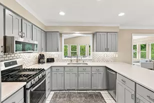 2080 Kelzer Pond Dr, Victoria, MN 55386 - Photo 7