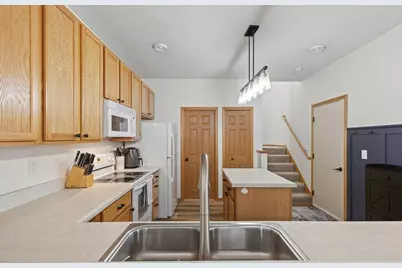 24 River Woods Drive W, Saint Paul Park, MN 55071 - Photo 13
