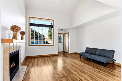2481 Yellowstone Drive #104, Hastings, MN 55033 - Photo 5