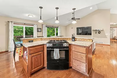 22048 Elston Avenue, Forest Lake, MN 55025 - Photo 7