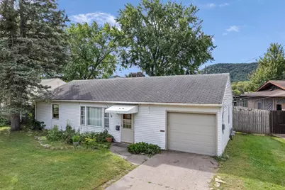 687 W Belleview Street, Winona, MN 55987 - Photo 1