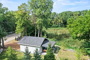 10 Woodlawn Ave, Excelsior, MN 55331 - Photo 43