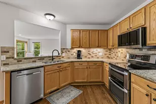 16721 Farrago Trail, Farmington, MN 55024 - Photo 5