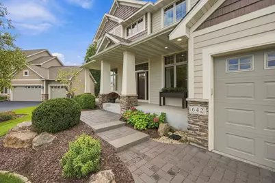 642 Woodland Way, Eagan, MN 55123 - Photo 9