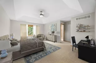 642 Woodland Way, Eagan, MN 55123 - Photo 51