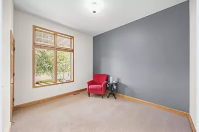 642 Woodland Way, Eagan, MN 55123 - Photo 19