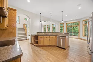 642 Woodland Way, Eagan, MN 55123 - Photo 39