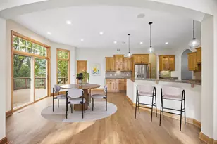 642 Woodland Way, Eagan, MN 55123 - Photo 31