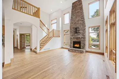 642 Woodland Way, Eagan, MN 55123 - Photo 25