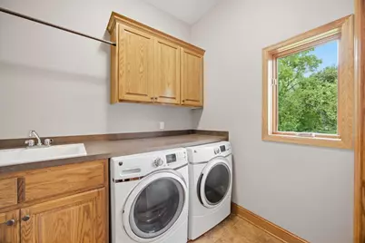 642 Woodland Way, Eagan, MN 55123 - Photo 45
