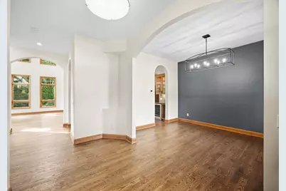 642 Woodland Way, Eagan, MN 55123 - Photo 13