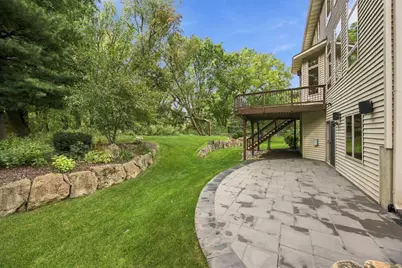 642 Woodland Way, Eagan, MN 55123 - Photo 83