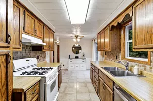 58239 222nd St, Litchfield, MN 55355 - Photo 9