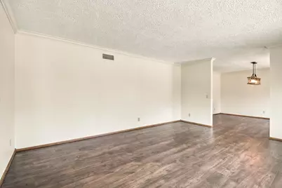 402 24th Street SW, Austin, MN 55912 - Photo 17