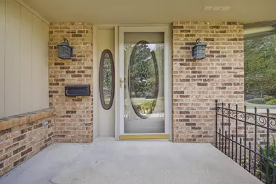 402 24th Street SW, Austin, MN 55912 - Photo 3