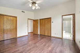 402 24th St SW, Austin, MN 55912 - Photo 27