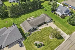 402 24th St SW, Austin, MN 55912 - Photo 51