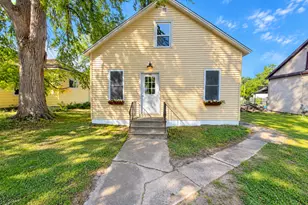 105 Sadie St, Marble, MN 55764 - Photo 1