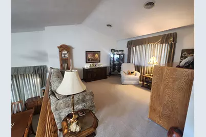 512 Galles Drive, Redwood Falls, MN 56283 - Photo 9