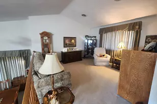 512 Galles Dr, Redwood Falls, MN 56283 - Photo 9