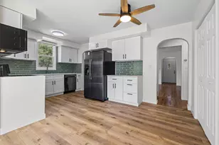 1660 Beech St, Saint Paul, MN 55106 - Photo 17