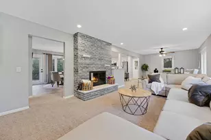 14104 Knollway Dr N, Minnetonka, MN 55305 - Photo 9