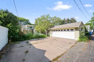 680 Mount Curve Blvd, Saint Paul, MN 55116 - Photo 37