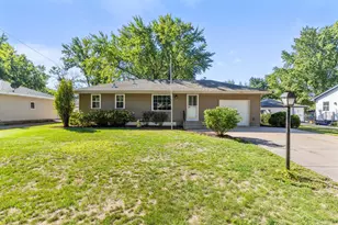 10913 Washington St NE, Blaine, MN 55434 - Photo 41