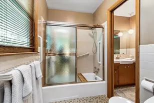10218 Portland Ave S, Bloomington, MN 55420 - Photo 13