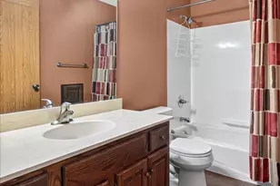 6109 Creek View Trail, Minnetonka, MN 55345 - Photo 31