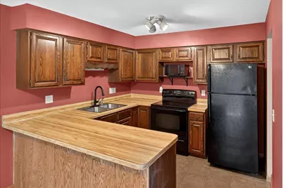 6109 Creek View Trail, Minnetonka, MN 55345 - Photo 9