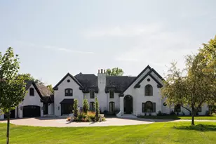 170 Spur Cir, Wayzata, MN 55391 - Photo 3