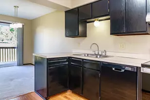 10355 Balsam Ln, Eden Prairie, MN 55347 - Photo 13