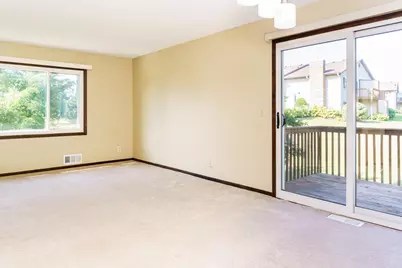 10355 Balsam Lane, Eden Prairie, MN 55347 - Photo 9