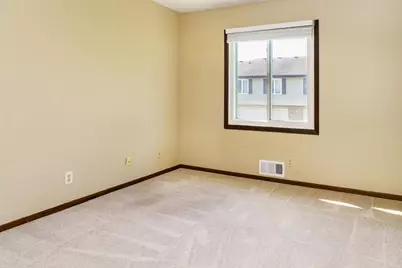 10355 Balsam Lane, Eden Prairie, MN 55347 - Photo 15