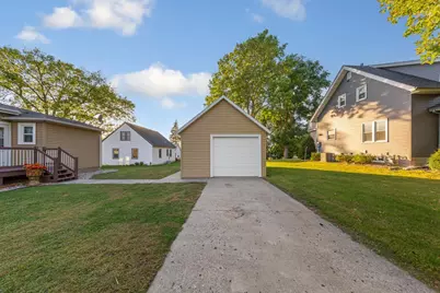 321 Oak Street, Le Sueur, MN 56058 - Photo 19