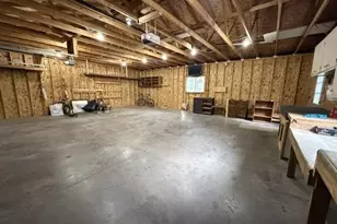 829 Prospect Ave, Windom, MN 56101 - Photo 3