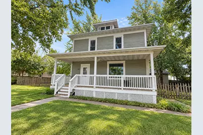 829 Prospect Avenue, Windom, MN 56101 - Photo 1