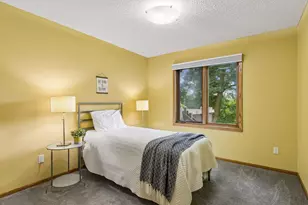 15549 Michele Ln, Eden Prairie, MN 55346 - Photo 23