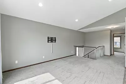 822 Deer Path, Montgomery, MN 56069 - Photo 9
