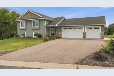 822 Deer Path, Montgomery, MN 56069 - Photo 1