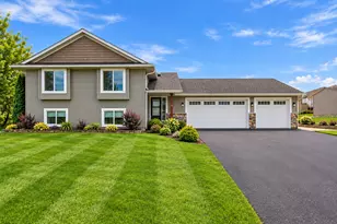 822 Deer Path, Montgomery, MN 56069 - Photo 1